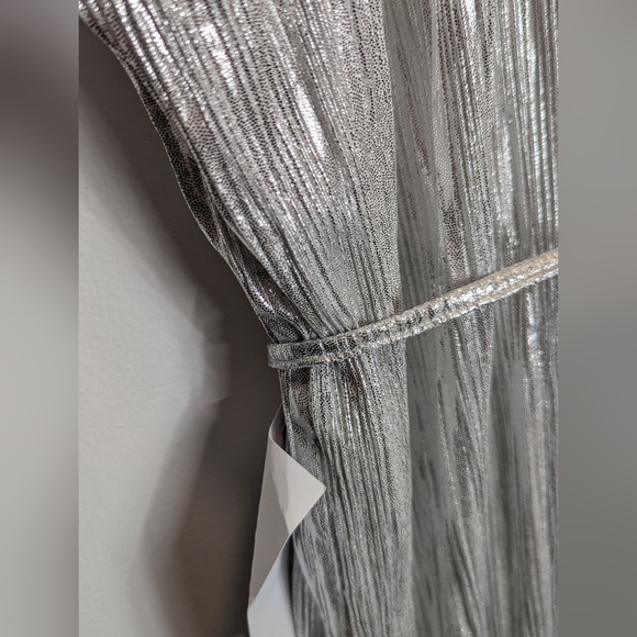 Never Fully Dressed Women's Silver Plisse Midi Dress XXL NWT Maximalist Chic - Picture 16 of 16